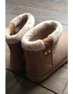 Stuffed Boots - Cream